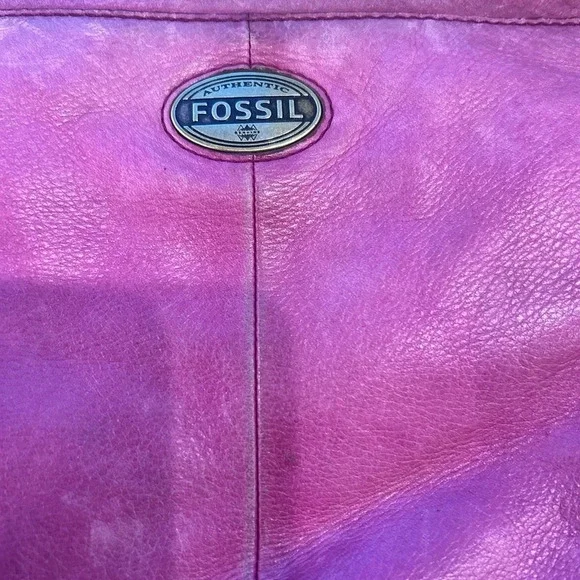 Fossil vintage crossbody in great used condition - Picture 10 of 13